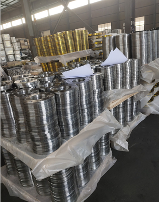 Pn16 Mặt phẳng bằng thép carbon rèn mặt bích và phụ kiện đường ống Dầu chống gỉ
