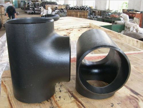 ANSI B16.9 ASTM A234WPB ỐNG THÉP CACBON TEE ĐEN