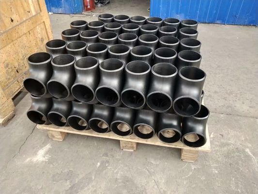 A105N WP316L WP304 Đen hàn giảm Tee Butt Ống hàn Lắp Tee liền mạch